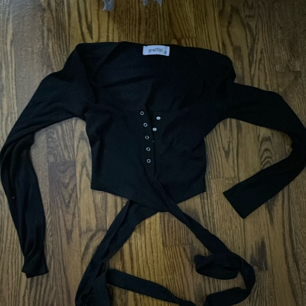 Graffiti long sleeve top size small